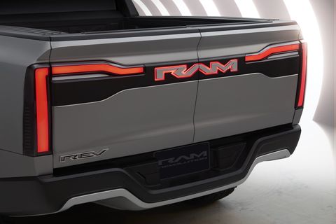ram 1500 revolution battery electric vehicle bev concept
