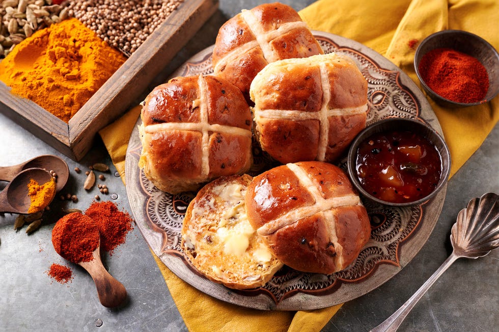 coop masala and chilli hot cross buns