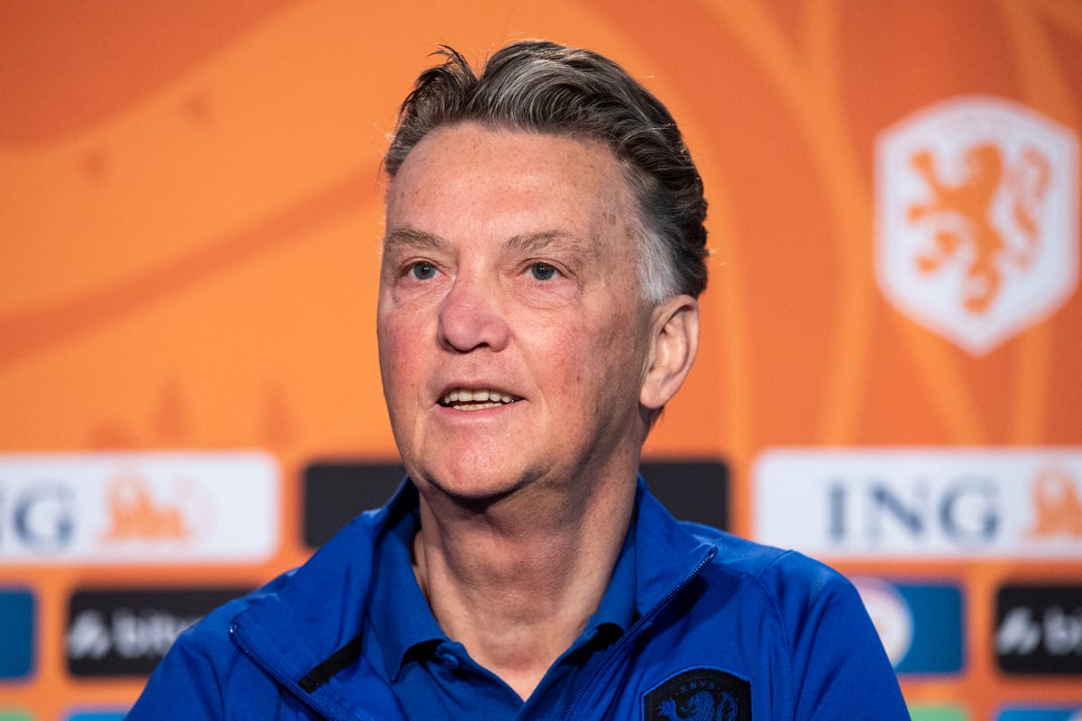 Louis Van Gaal, siempre positivo ante el cáncer: 