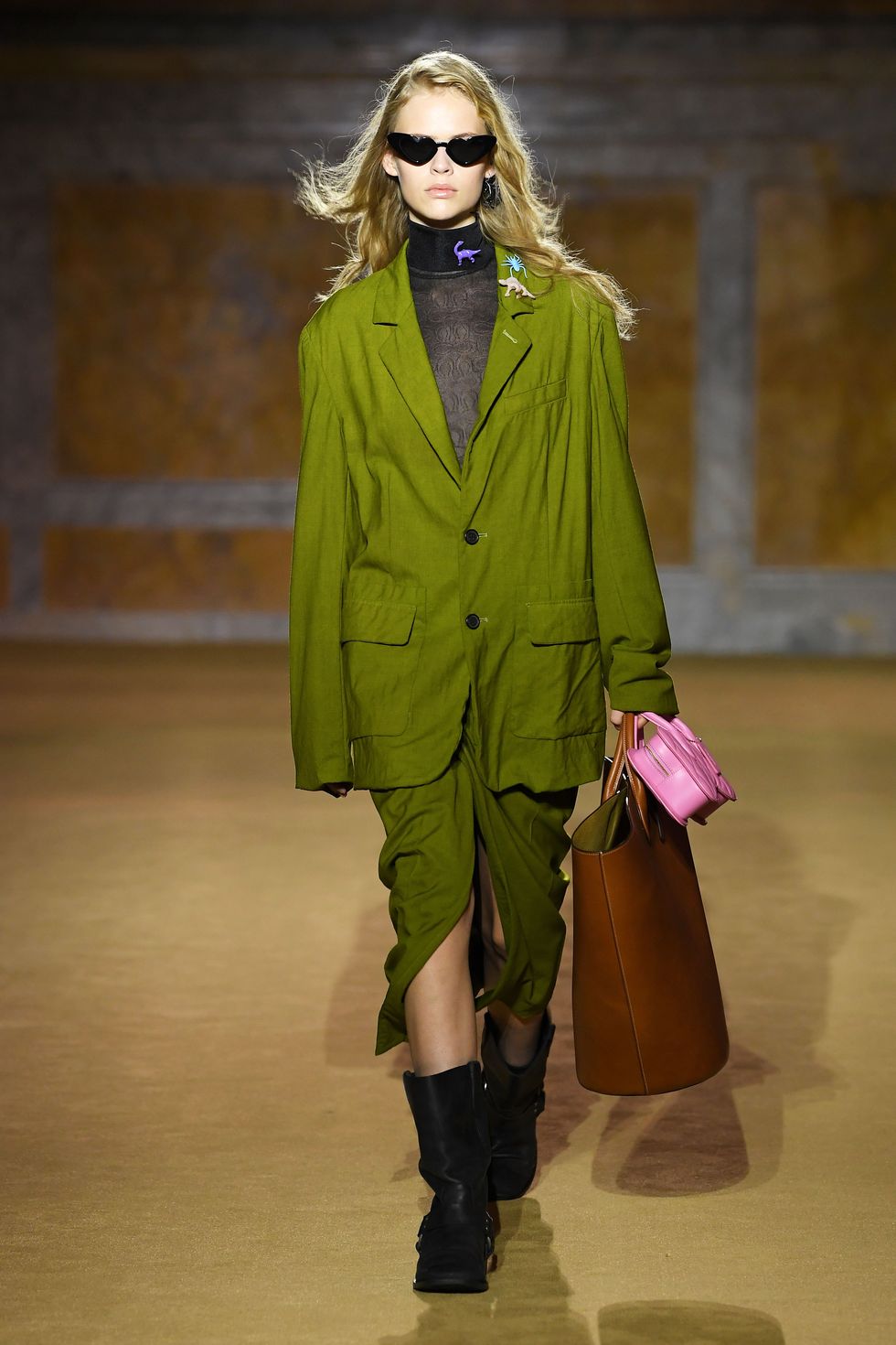 6 of the Biggest Bag Trends From the Spring 2023 Runways