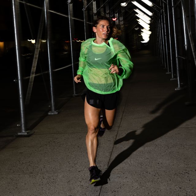 coach jess movold running in nyc at night