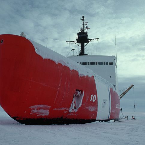 coast guard icebreaker polar star