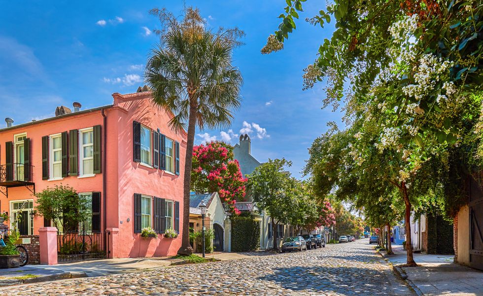 cobblestoned street and historic buildings,usa