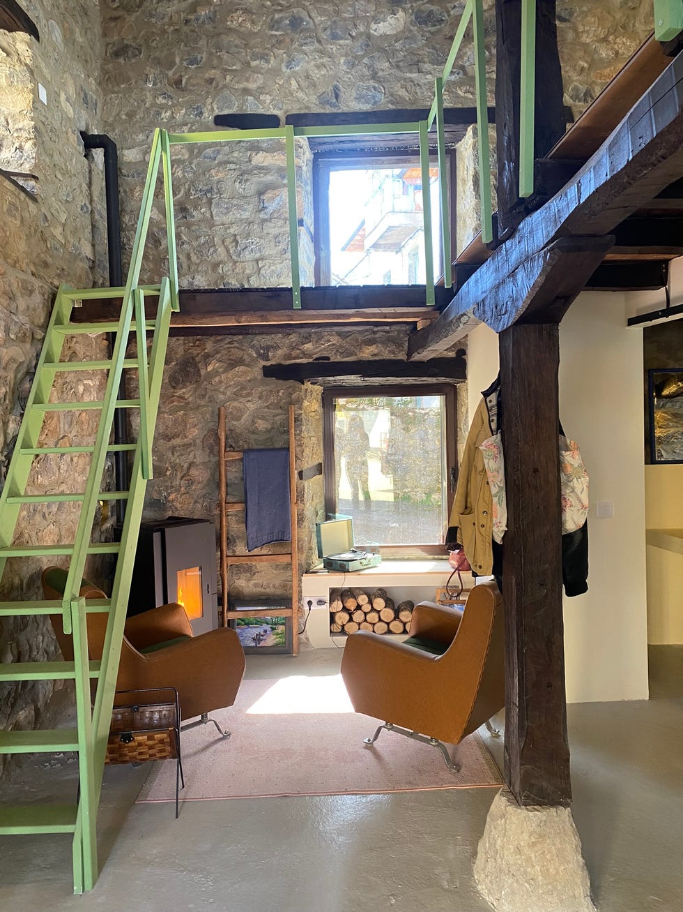 casa de pueblo reformada leon antiguo corral picos de europa