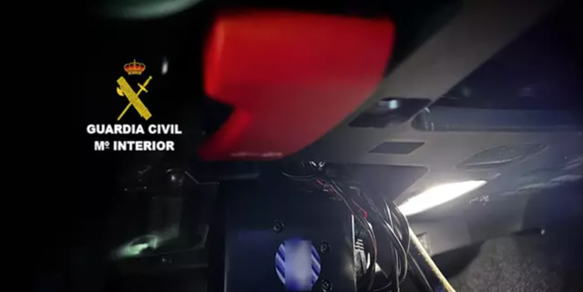 especificación Decepción Piscina La Guardia Civil caza a un conductor con detector de radares