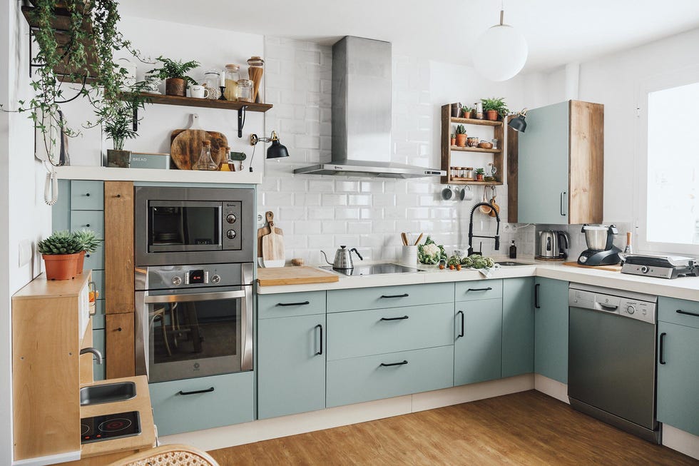 Cocina antes y después: Una cocina en blanco y verde