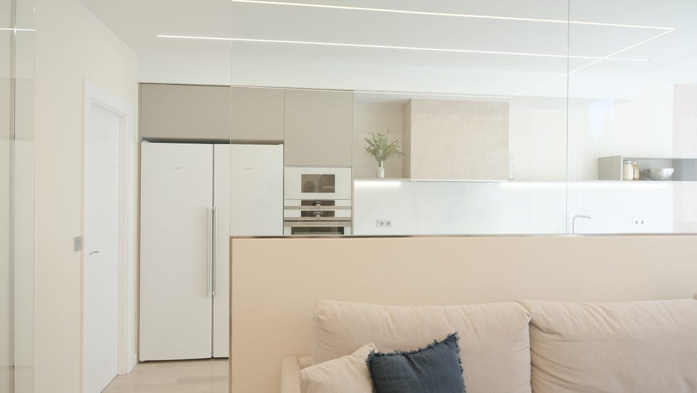 cocina moderna abierta al salón