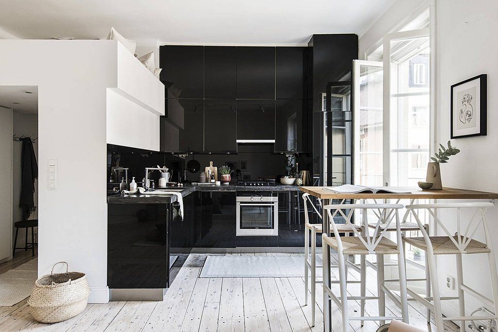 Cocinas modernas decoradas en negro: 25 ideas inspiradoras