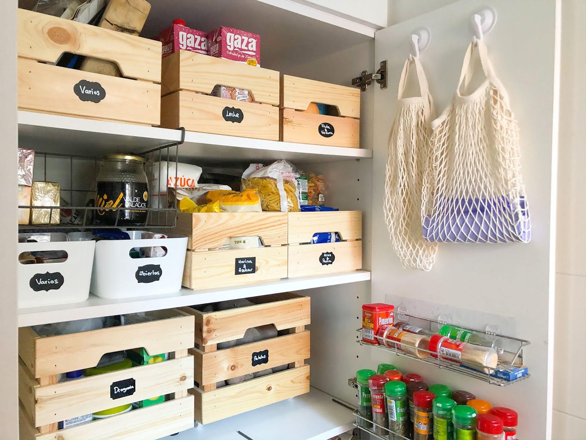 Organizadores de cocina #Ikea para el interior de armarios y cajones  #cocinasIkea #cocina…