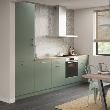 cocina pequeña verde