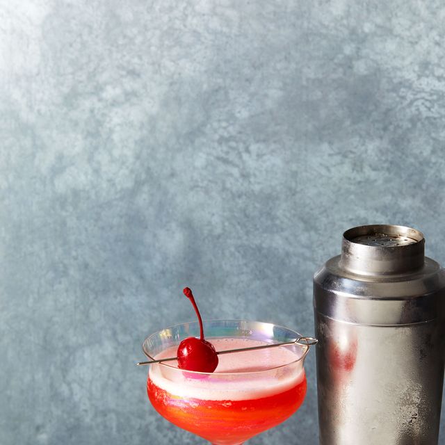 9 Best Cocktail Shakers of 2023 - Top Cobbler and Boston Shakers