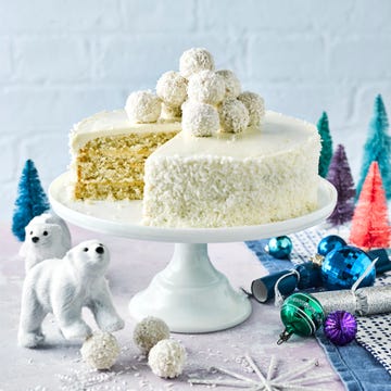 Coconut Snowball Cake