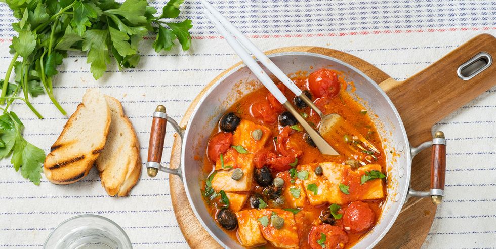 cod fish in tomato sauce and olives
