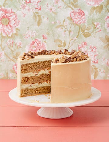 Easy to Make Homemade Honeycomb Candy - Cake by Courtney