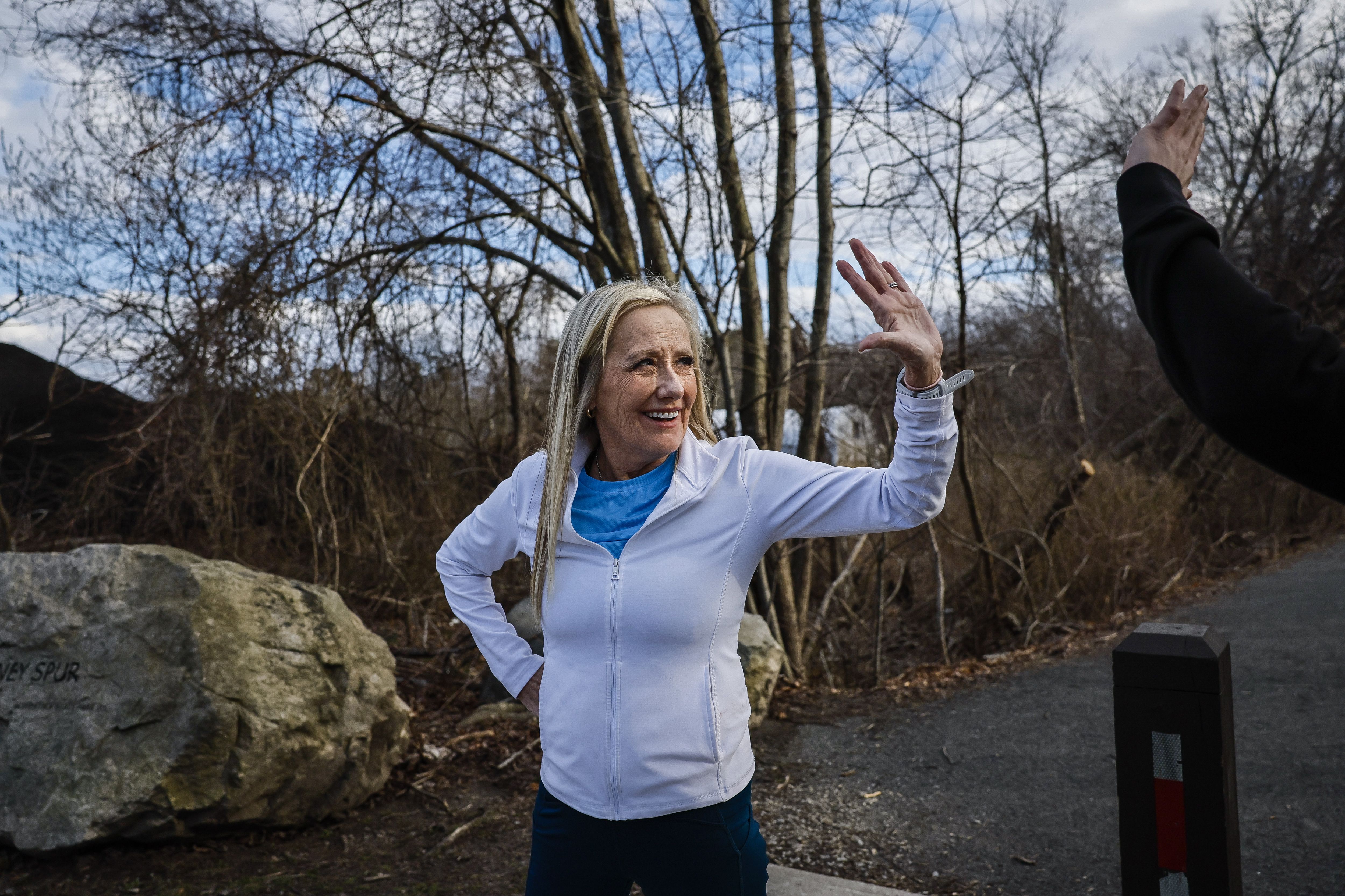 former wbz sports reporter alice cook isn't letting als stop her from running the boston marathon