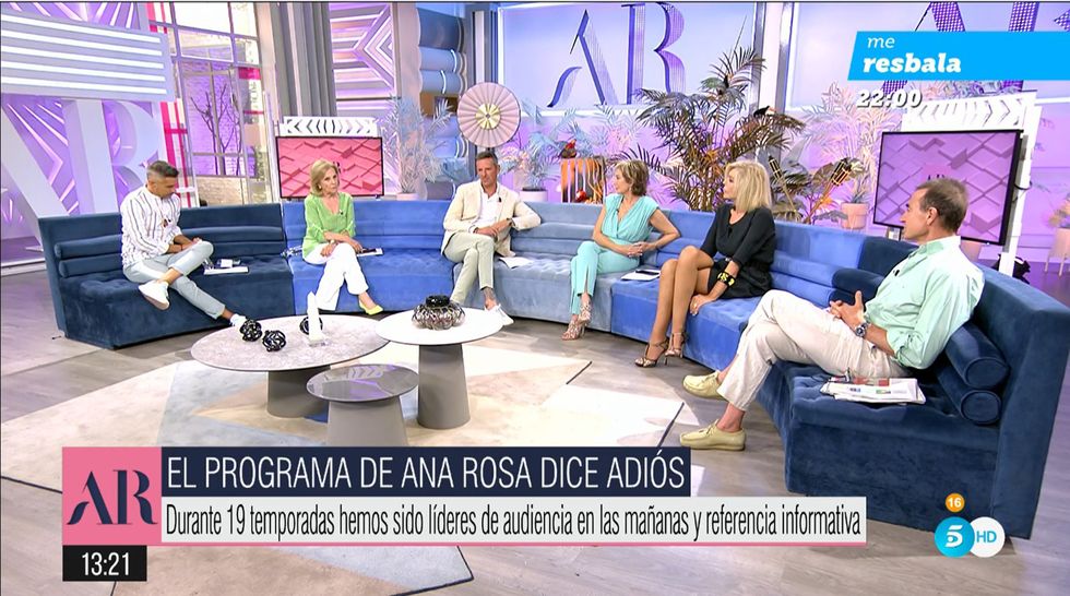 the collaborators of 'the program of ana rosa' say goodbye in the last program