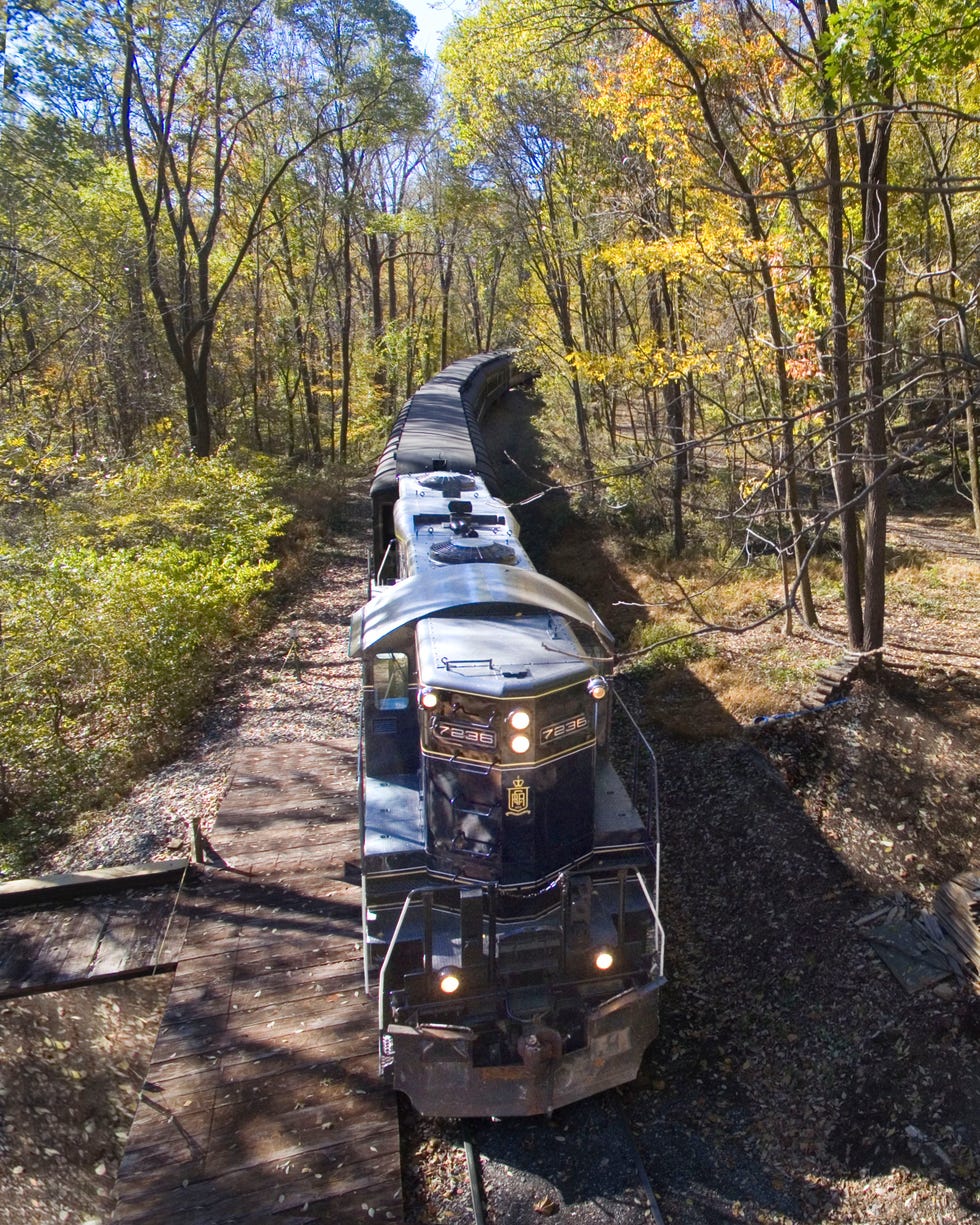 colebrookdale railroad fall foliage train