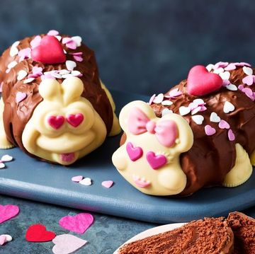 colin and connie the caterpillar valentines day m and s
