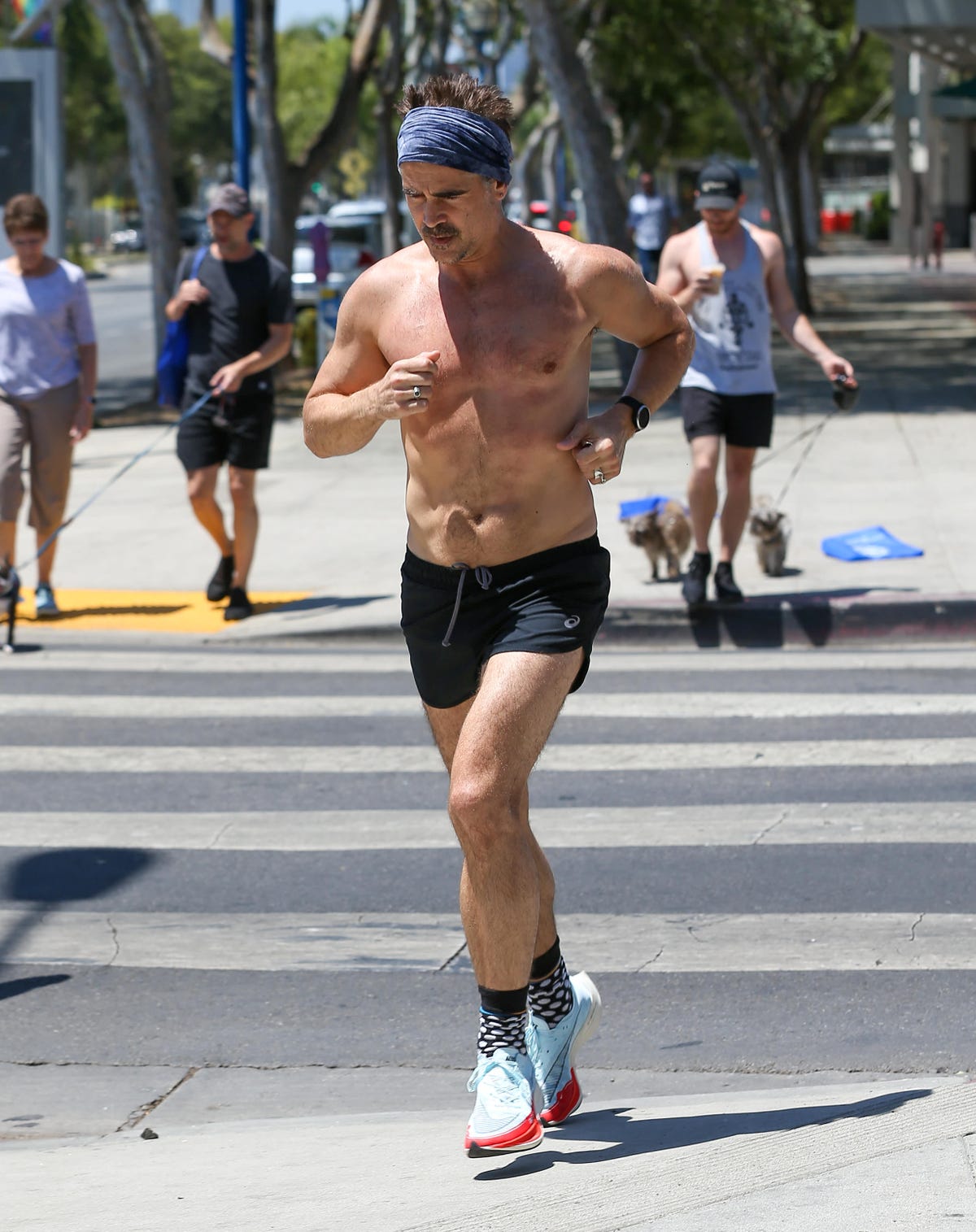 Colin Farrell se pone fuerte a los 45 años gracias al running