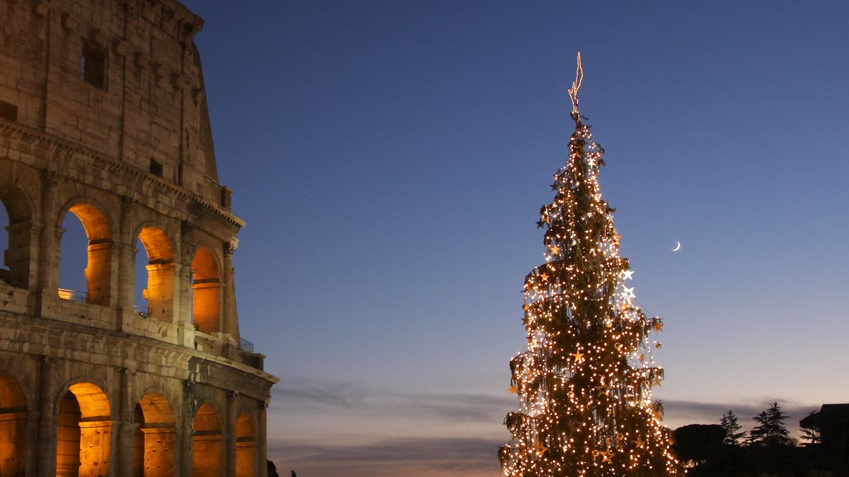 preview for Natale e Capodanno - 10 città da sogno per trascorrere le Feste