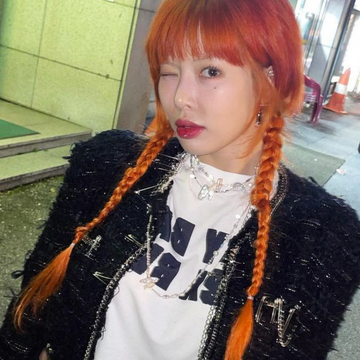 韓星泫雅30款髮型髮色完整盤點！「火紅公主切、髒橘髮色」連編髮也可愛