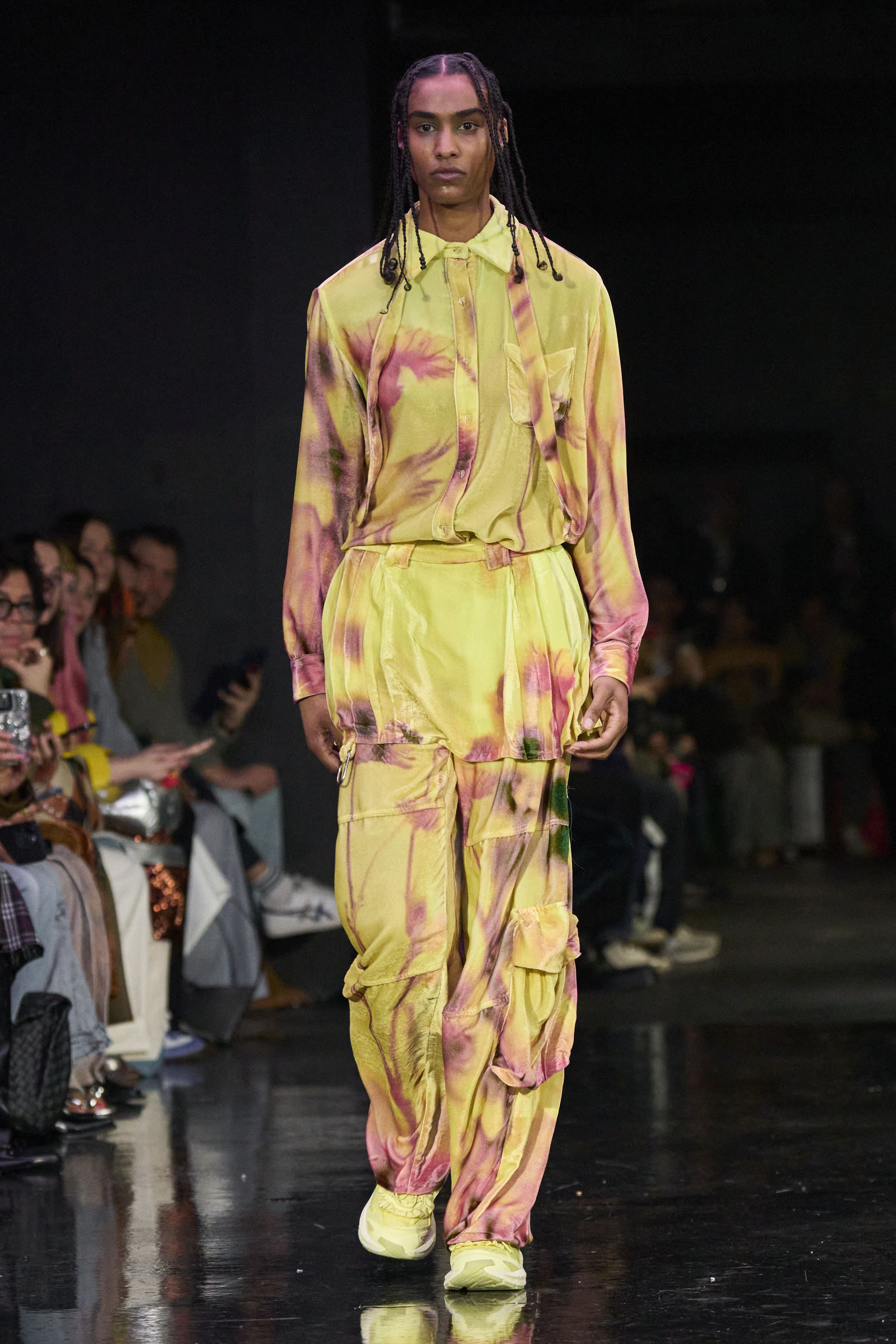コリーナ ストラダ（COLLINA STRADA）2024-25秋冬コレクション