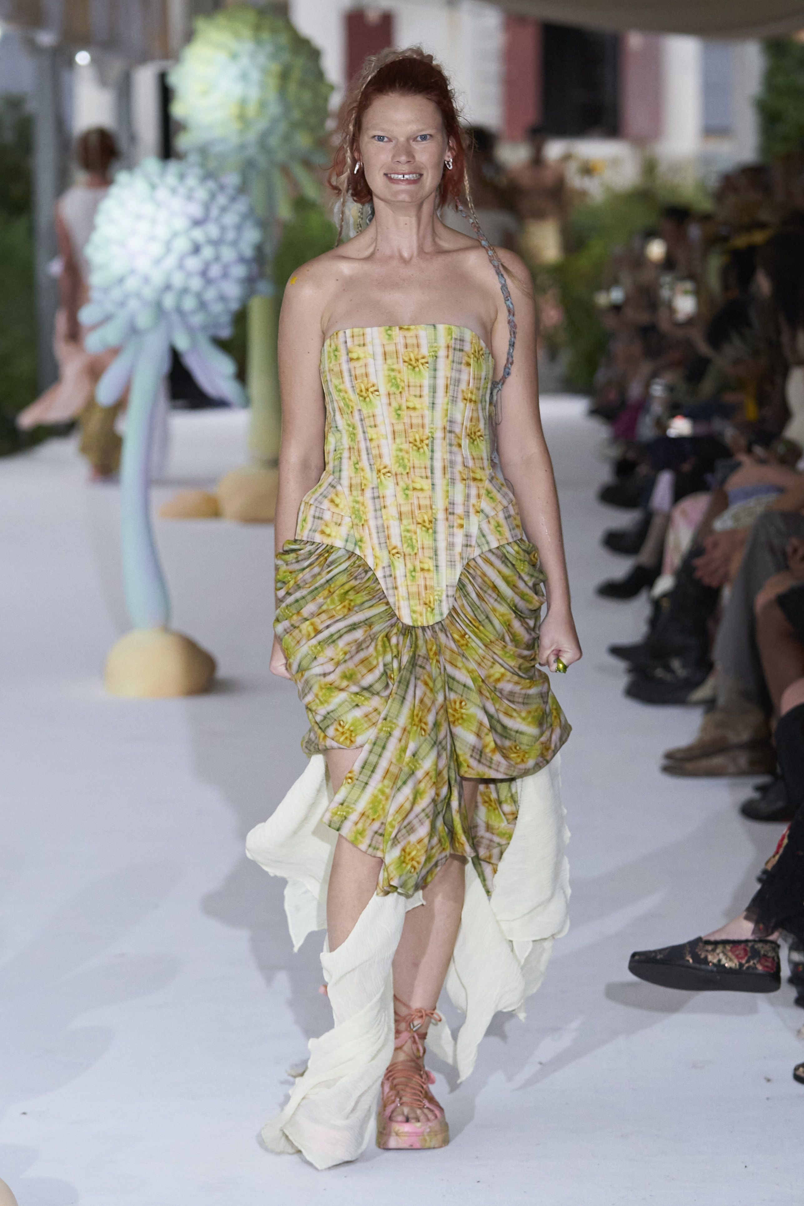 コリーナ ストラダ（COLLINA STRADA）2024春夏コレクション