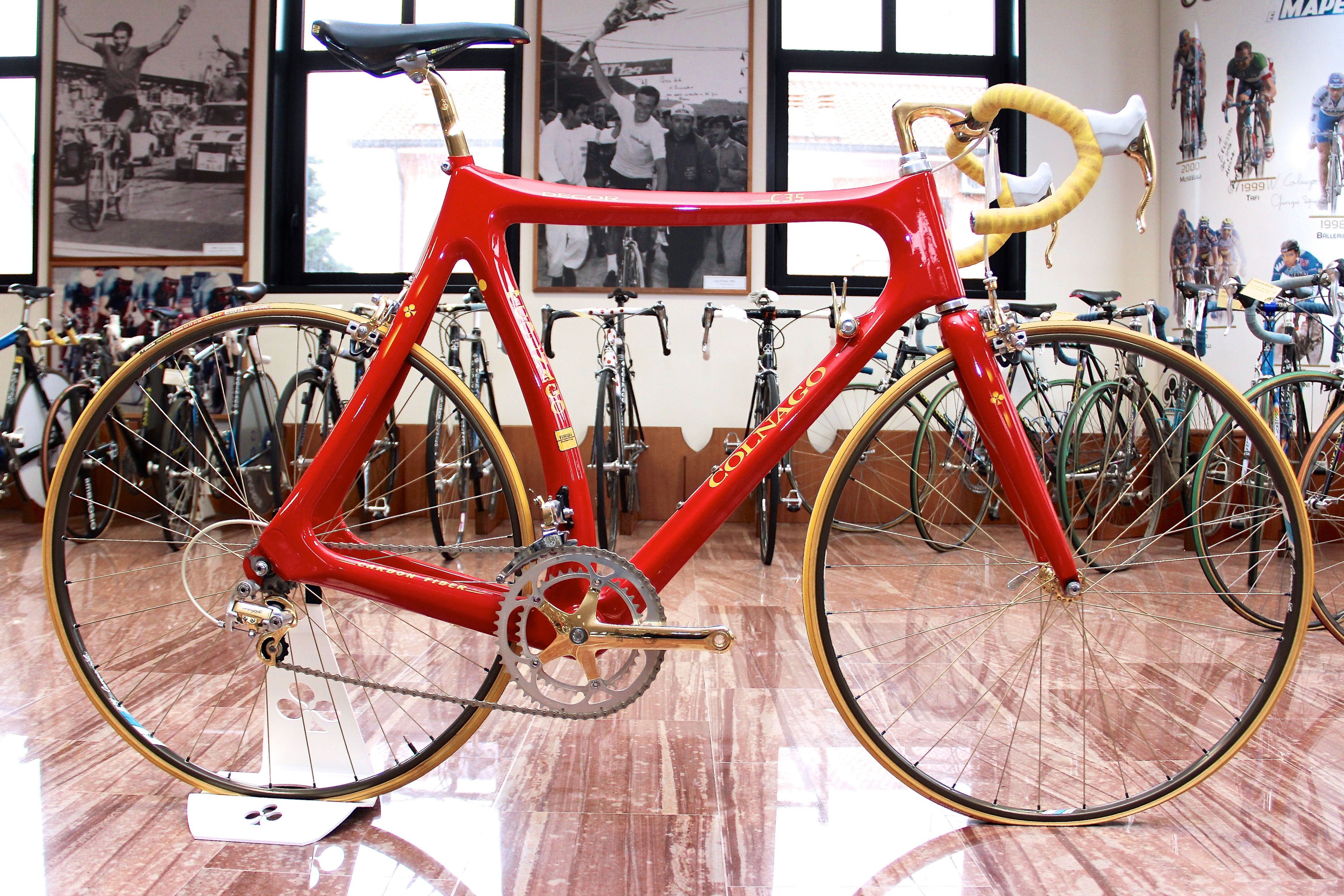 The C35 was Colnago’s first production carbon bike.