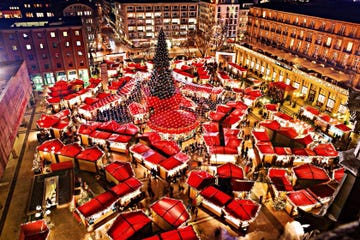 christmas market at cologne cathedral