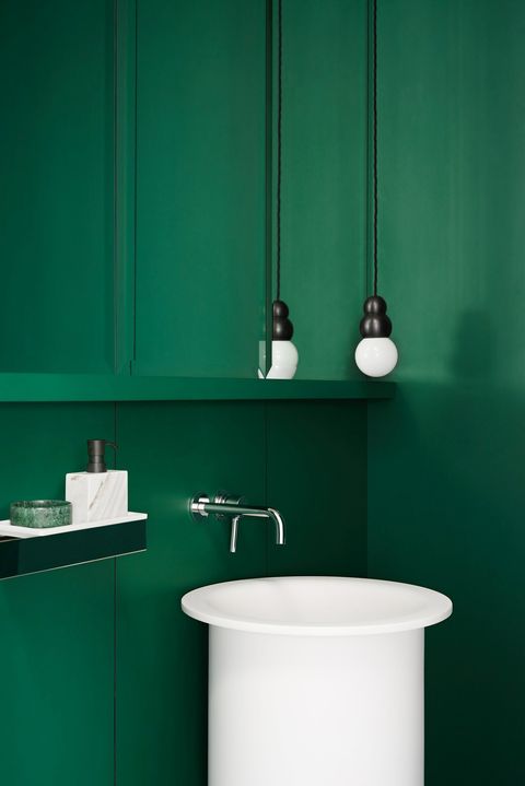 Green, Bathroom, Turquoise, Room, Tap, Teal, Plumbing fixture, Bathroom sink, Wall, Bathroom accessory, 
