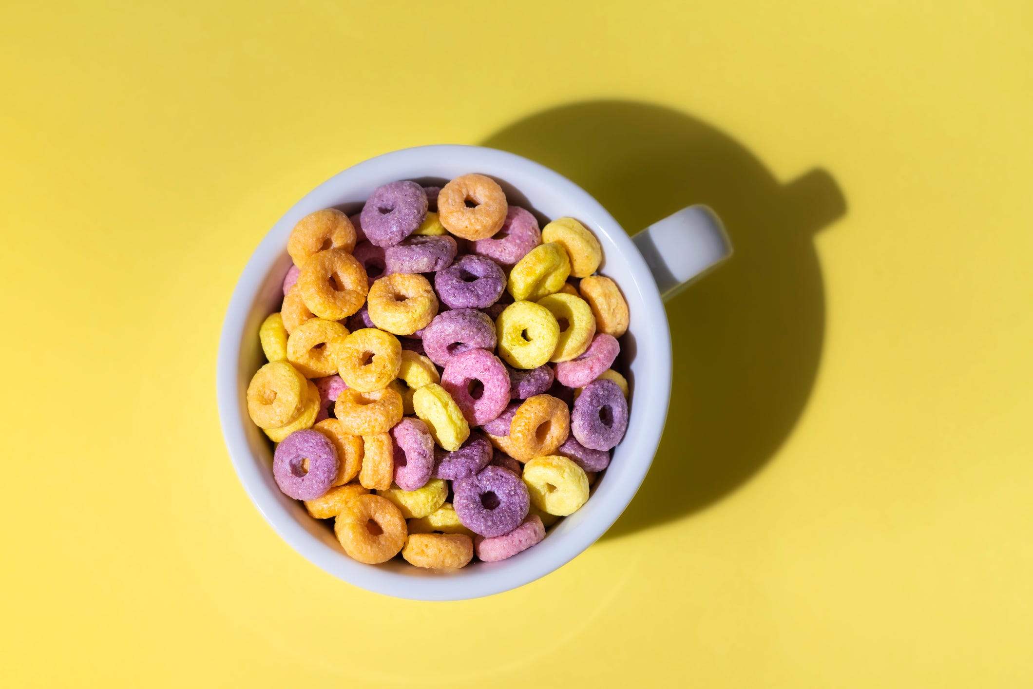 8 foods that cause inflammation   sugar and sugary snacks