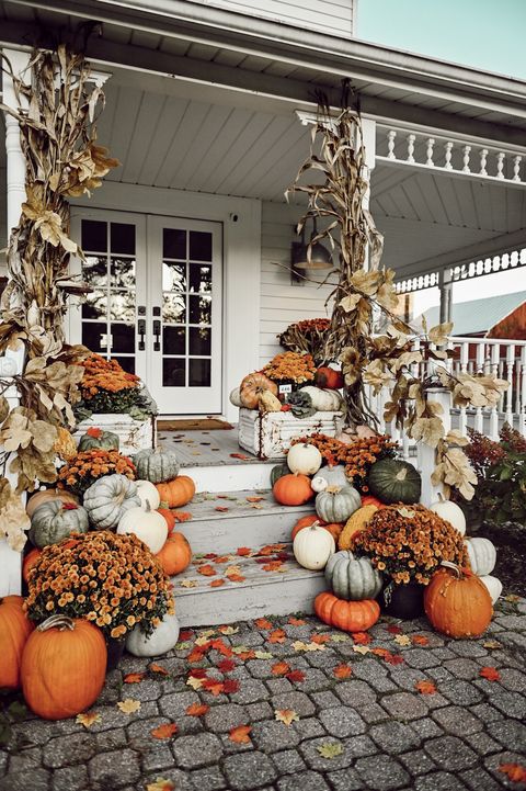 colorful farmhouse steps outdoor pumpkin decorations