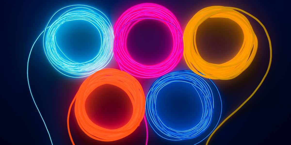 TikTok Lights, il grande ritorno delle luci LED colorate grazie a