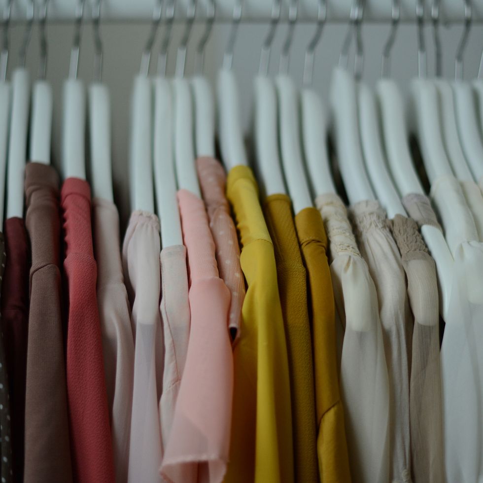 closet organization tips, colorful wardrobe
