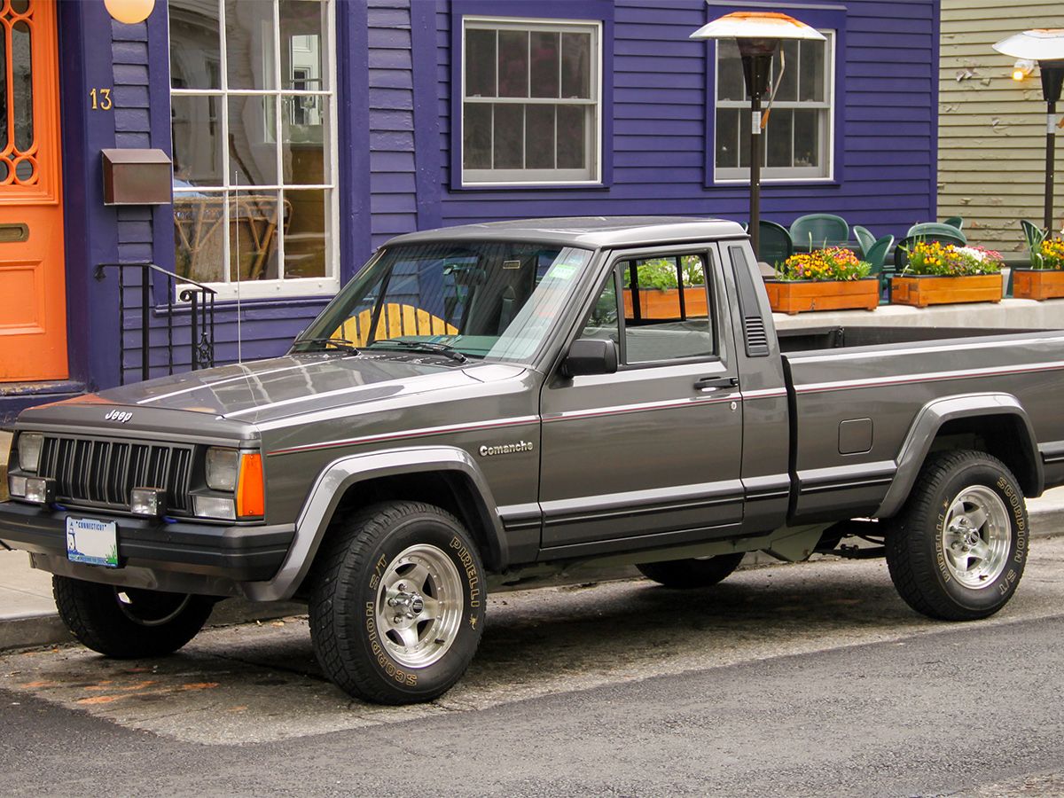 Street-Spotted: Jeep Comanche