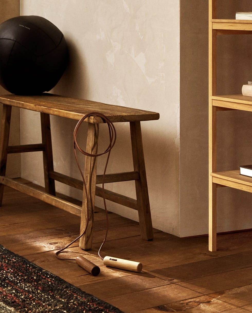 comba de madera de la colección gym de zara home