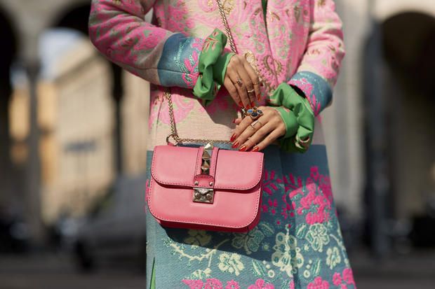 Pink, Street fashion, Green, Fashion, Jacket, Magenta, Bag, Outerwear, Footwear, Design, 