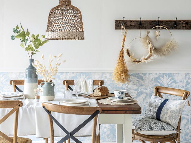 comedor de madera de ambiente rústico