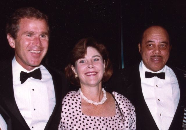 comer cottrell jr, george w, and laura bush