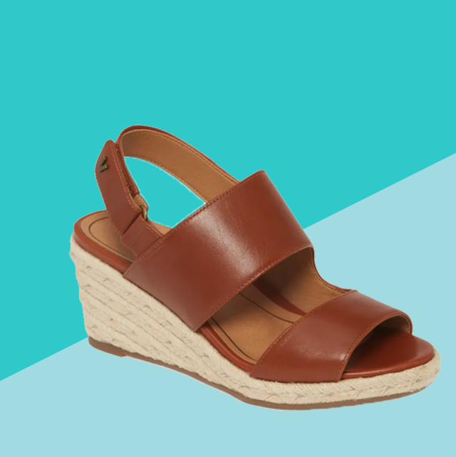 15 Best Comfortable Wedge Sandals 2022, According to Podiatrists