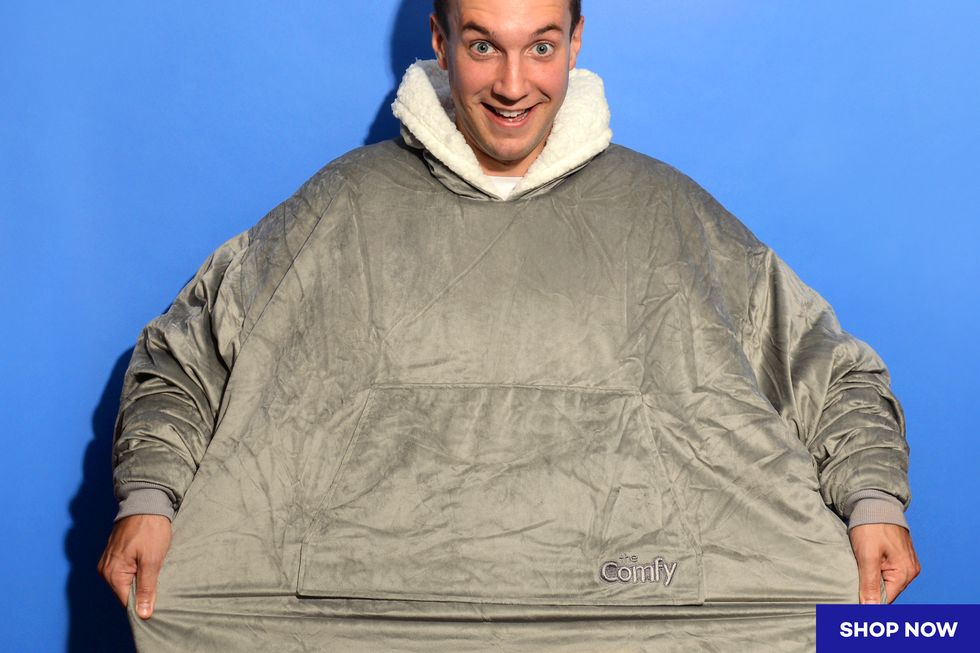 The Comfy Review 2018 - A Blanket-Hoodie for People Who Are Always