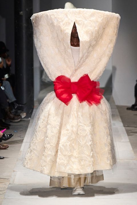 コム デ ギャルソン(COMME DES GARÇONS)」2025春夏 コム デ ギャルソン(COMME DES GARÇONS)」2025春夏