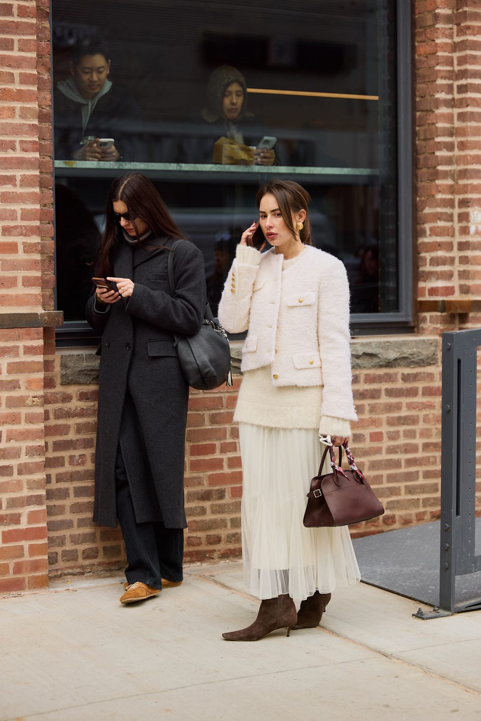 looks minimal con faldas largas plisadas