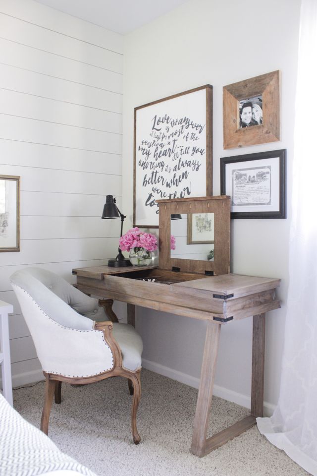 15 DIY Desk Ideas for Small Spaces That Work