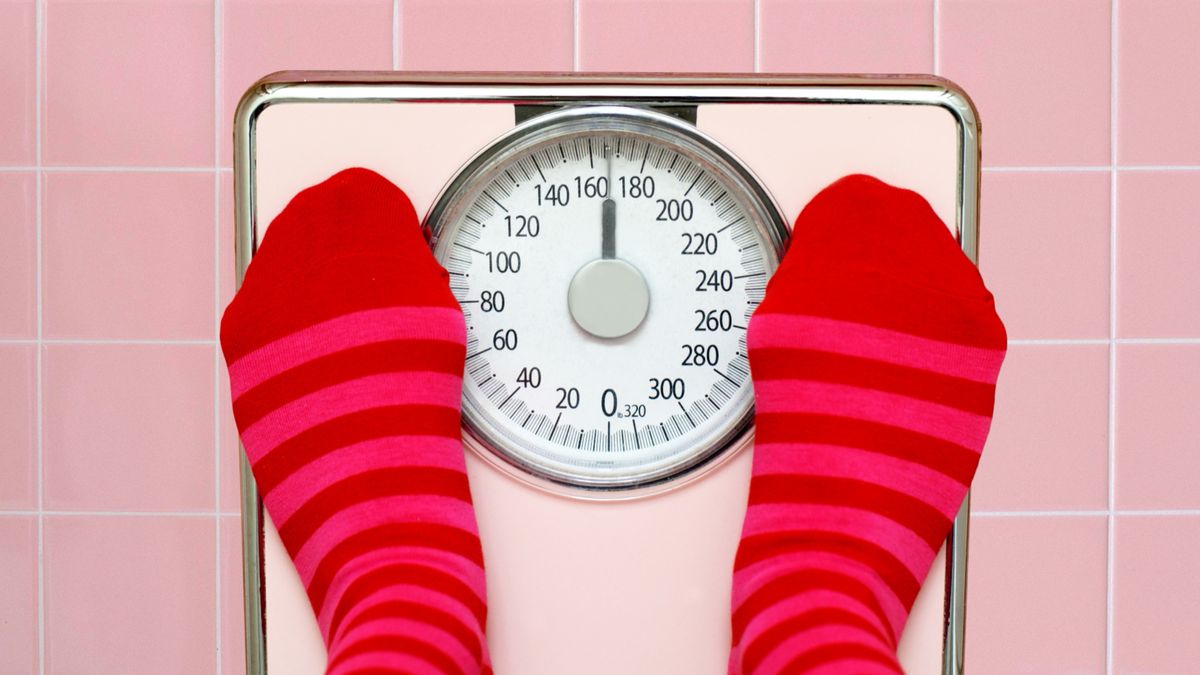 QUITTING THE SCALE: 5 REASONS WHY YOU SHOULDN'T WEIGH YOURSELF