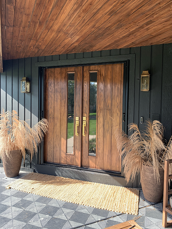 black and wood exterior