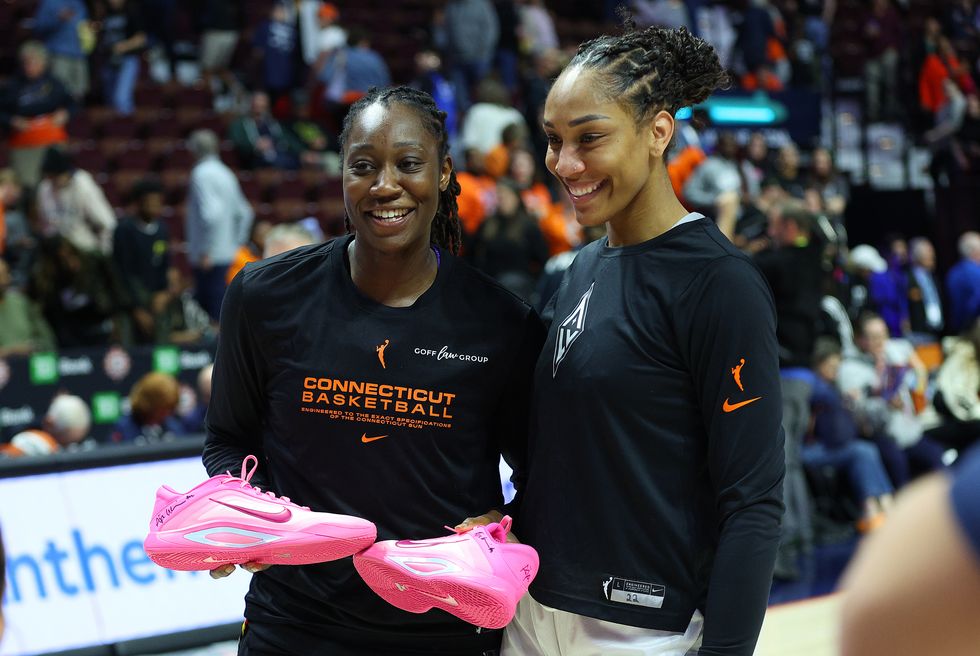 wnba: may 20 las vegas aces at connecticut sun