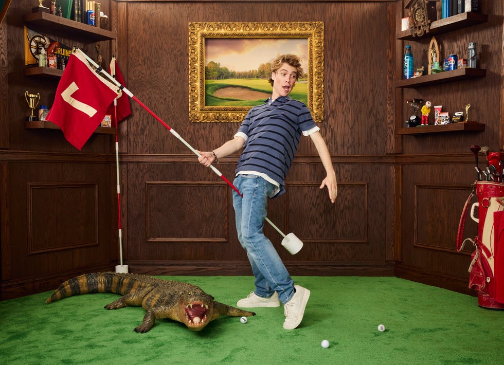 conor sherry at the ‘happy gilmore 2’ premiere portrait studio. cr. nino munoz/netflix © 2025.