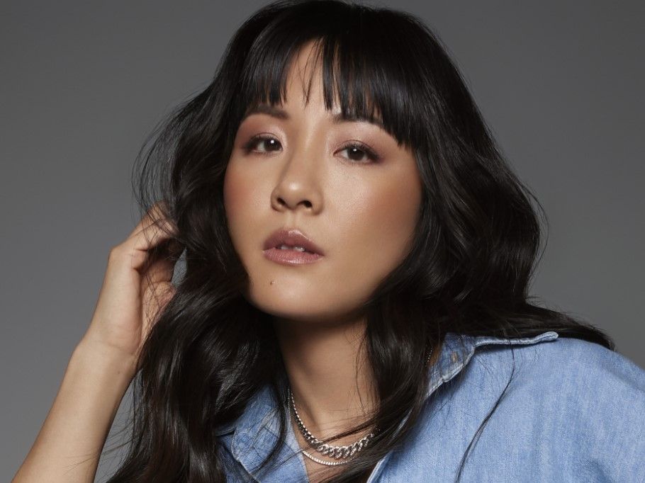Japani Mom Son Rapa Sex - Constance Wu Talks Memoir 'Making a Scene', Asian Guilt, and Moving Past  Stereotypes