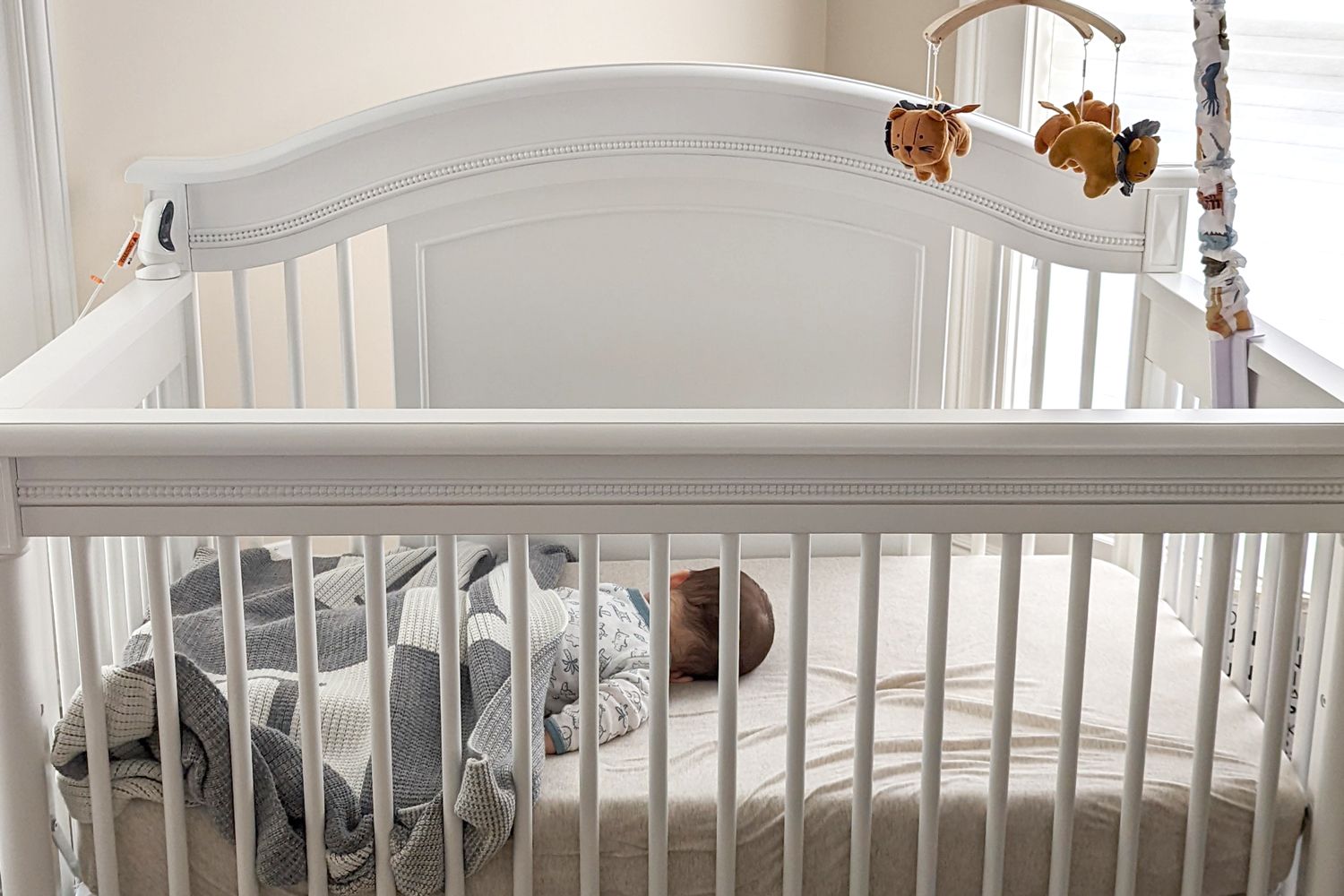 8 Best Convertible Cribs For 2022